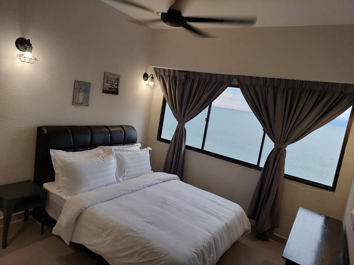 Batu Ferringhi Luxury Seaview Suite - 3Br Quarto foto